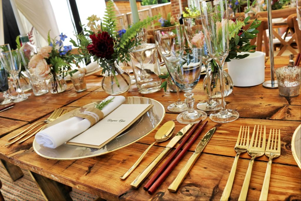 Project Plan for Hosting a Dinner Party